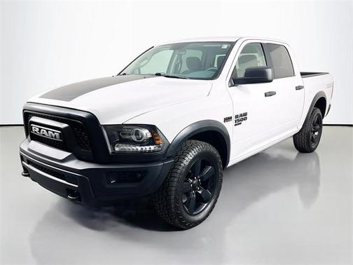 2020 RAM 1500 Classic SLT