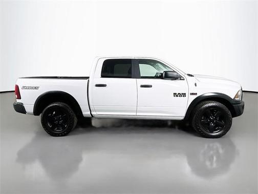 2020 RAM 1500 Classic SLT