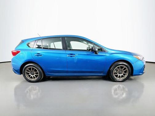 2019 Subaru Impreza 2.0i