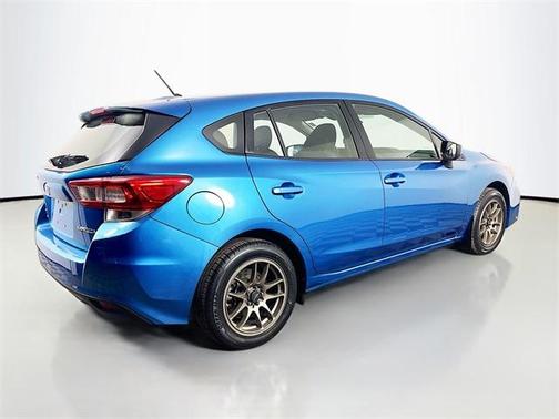 2019 Subaru Impreza 2.0i