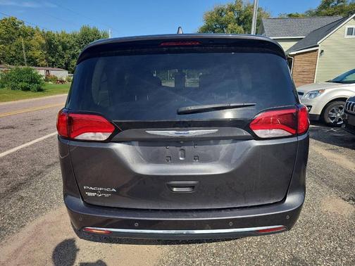 2018 Chrysler Pacifica Touring-L Plus