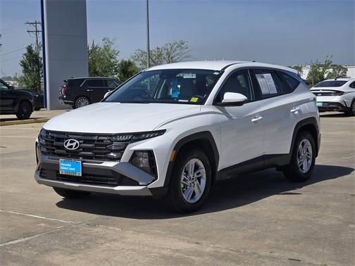 2025 Hyundai TUCSON SE