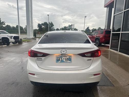 2018 Mazda Mazda3 Touring