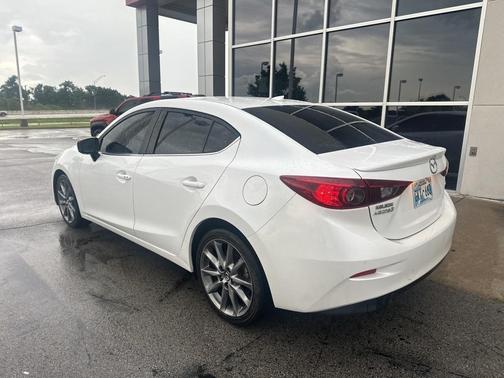 2018 Mazda Mazda3 Touring