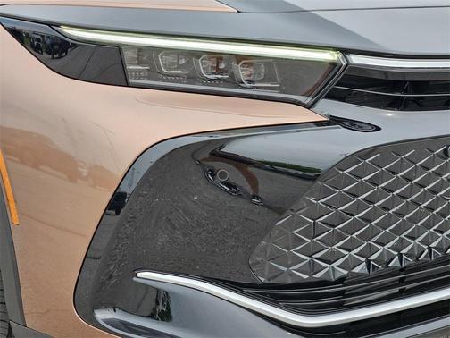 2025 Toyota Crown Platinum