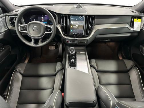 2024 Volvo XC60 Recharge Plug-In Hybrid T8 Polestar Engineered