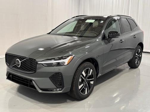 2026 Volvo XC60 B5 Core