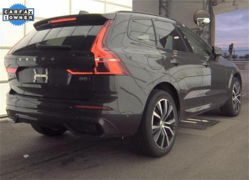 2025 Volvo XC60 B5 Plus