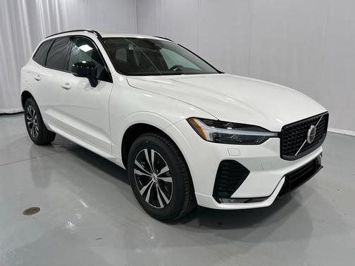 2025 Volvo XC60 B5 Core