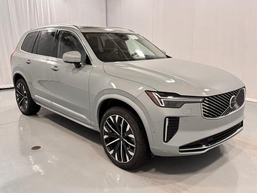 2026 Volvo XC90 B6 Ultra 7-Seater