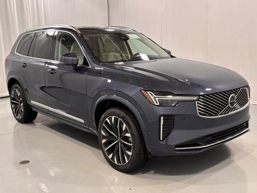 2026 Volvo XC90 B6 Ultra 7-Seater