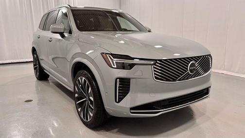 2026 Volvo XC90 Plug-In Hybrid T8 Plus 6-Seater