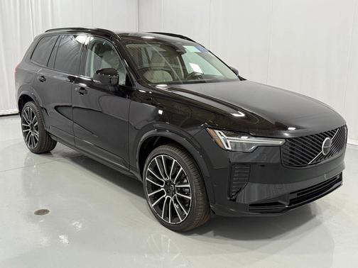 2026 Volvo XC90 B6 Ultra Dark Theme 6-Seater