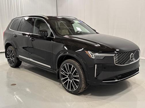 2026 Volvo XC90 B6 Plus 6-Seater