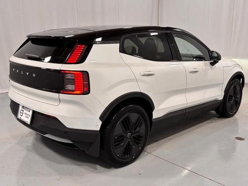 2026 Volvo EX30 TWIN MOTOR ULTRA