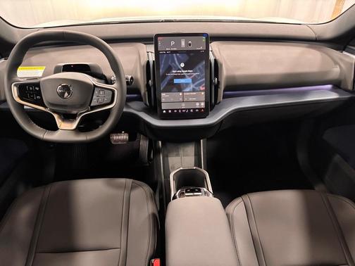 2025 Volvo EX30 Twin Motor Plus