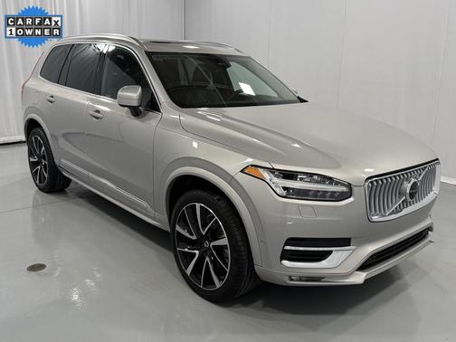 2024 Volvo XC90 B5 Plus Bright Theme