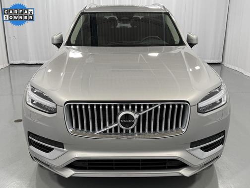 2024 Volvo XC90 B5 Plus Bright Theme