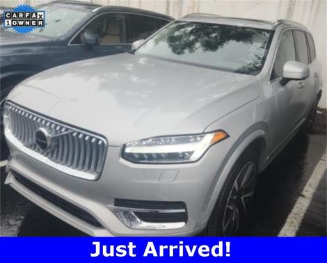 2024 Volvo XC90 B5 Plus Bright Theme