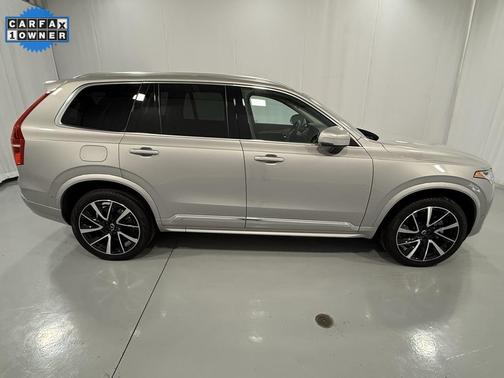 2024 Volvo XC90 B5 Plus Bright Theme