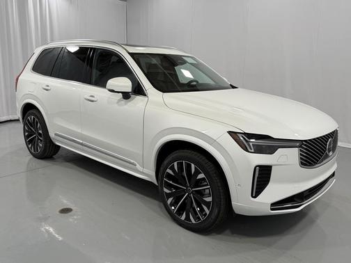 2025 Volvo XC90 Plug-In Hybrid T8 Ultra 7-Seater