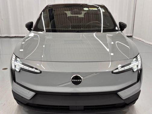 2026 Volvo EX30 Twin Motor Plus