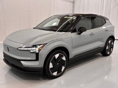 2026 Volvo EX30 Twin Motor Plus