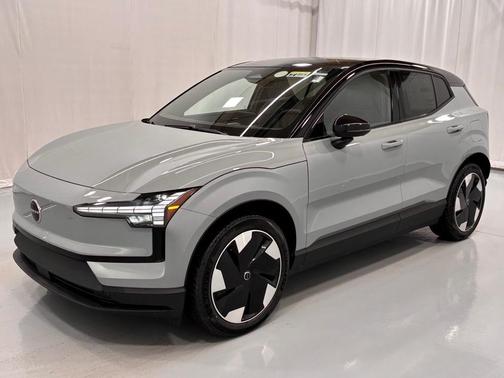 2026 Volvo EX30 Twin Motor Plus