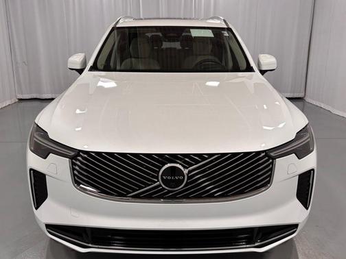 2026 Volvo XC90 B6 Ultra 7-Seater