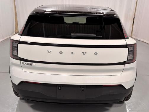 2026 Volvo EX30 Twin Motor Ultra