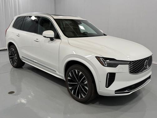 2026 Volvo XC90 B6 Plus 7-Seater