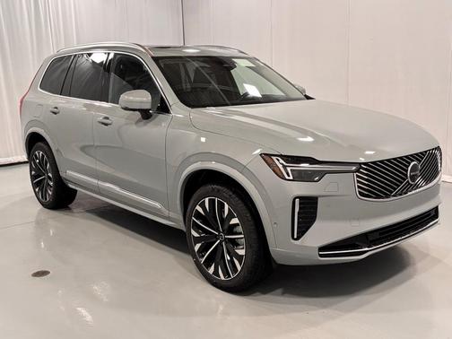 2026 Volvo XC90 B6 Ultra 7-Seater