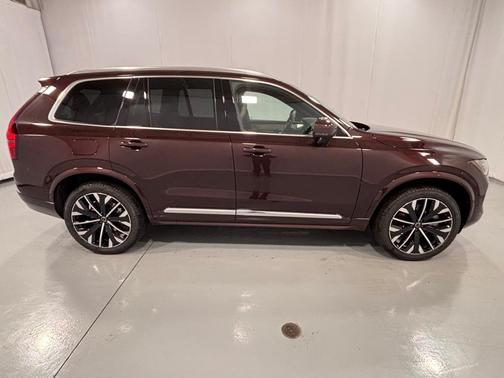 2026 Volvo XC90 B6 Ultra 7-Seater