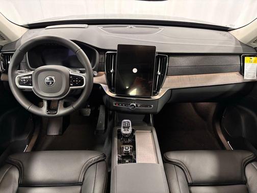 2026 Volvo XC90 B6 Ultra 7-Seater