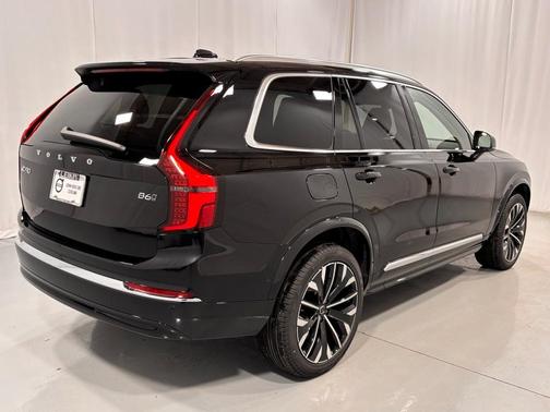2026 Volvo XC90 B6 Ultra 7-Seater