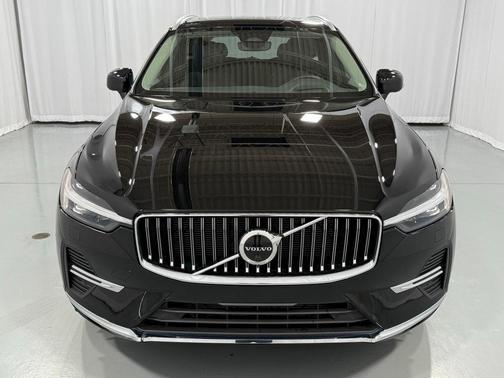 2022 Volvo XC60 B5 Inscription
