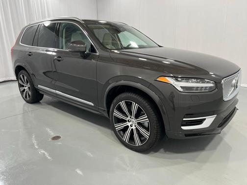 2025 Volvo XC90 Plug-In Hybrid T8 Ultra 6-Seater