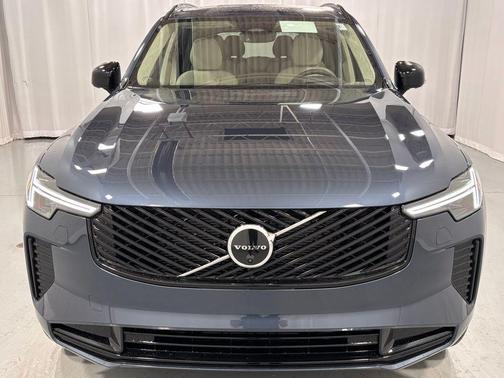 2026 Volvo XC90 B6 Ultra Dark Theme 7-Seater