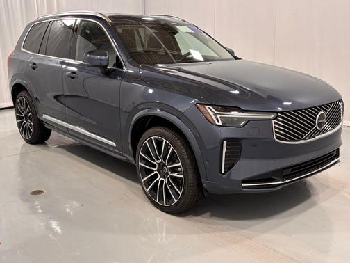 2026 Volvo XC90 B6 Plus 6-Seater