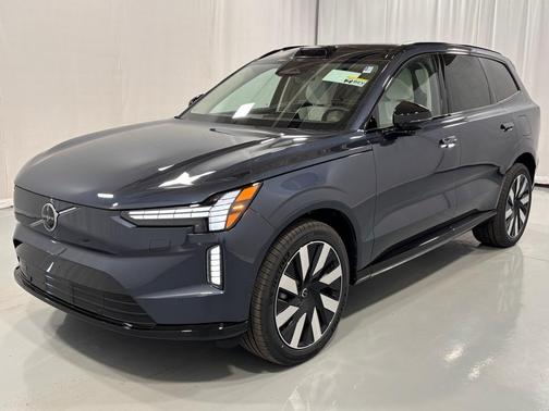 2025 Volvo EX90 Twin Motor Performance Plus 6-Seater