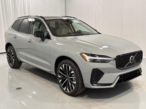 2026 Volvo XC60 B5 Ultra