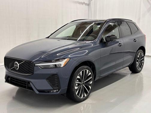 2026 Volvo XC60 B5 Ultra