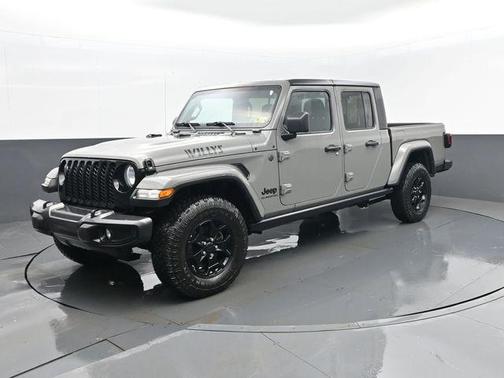 2022 Jeep Gladiator Sport
