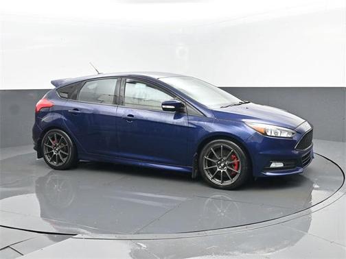2017 Ford Focus ST Base