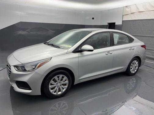 2019 Hyundai Accent SE