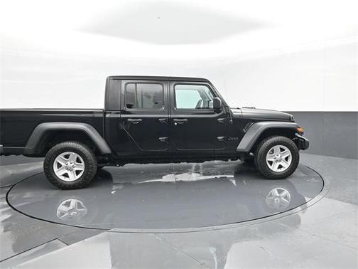 2023 Jeep Gladiator Sport