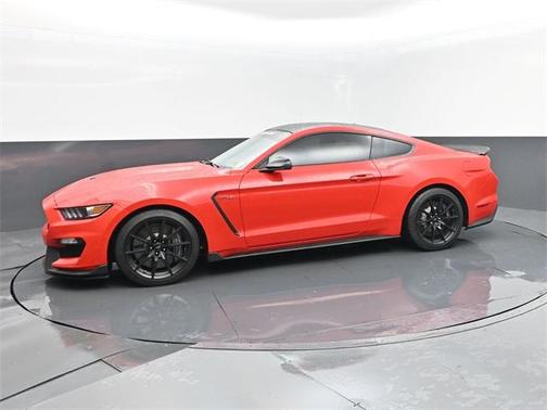 2018 Ford Shelby GT350 Base