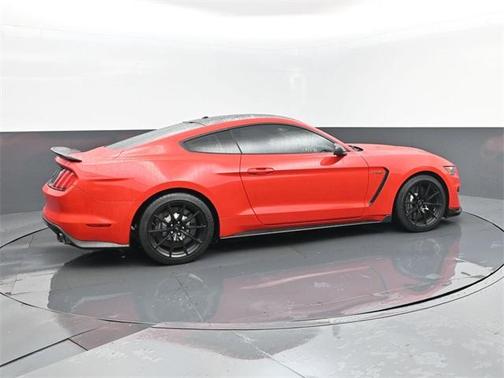 2018 Ford Shelby GT350 Base