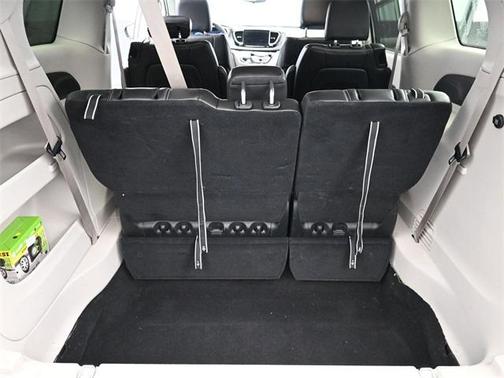 2024 Chrysler Pacifica Touring-L