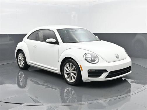 2018 Volkswagen Beetle 2.0T S